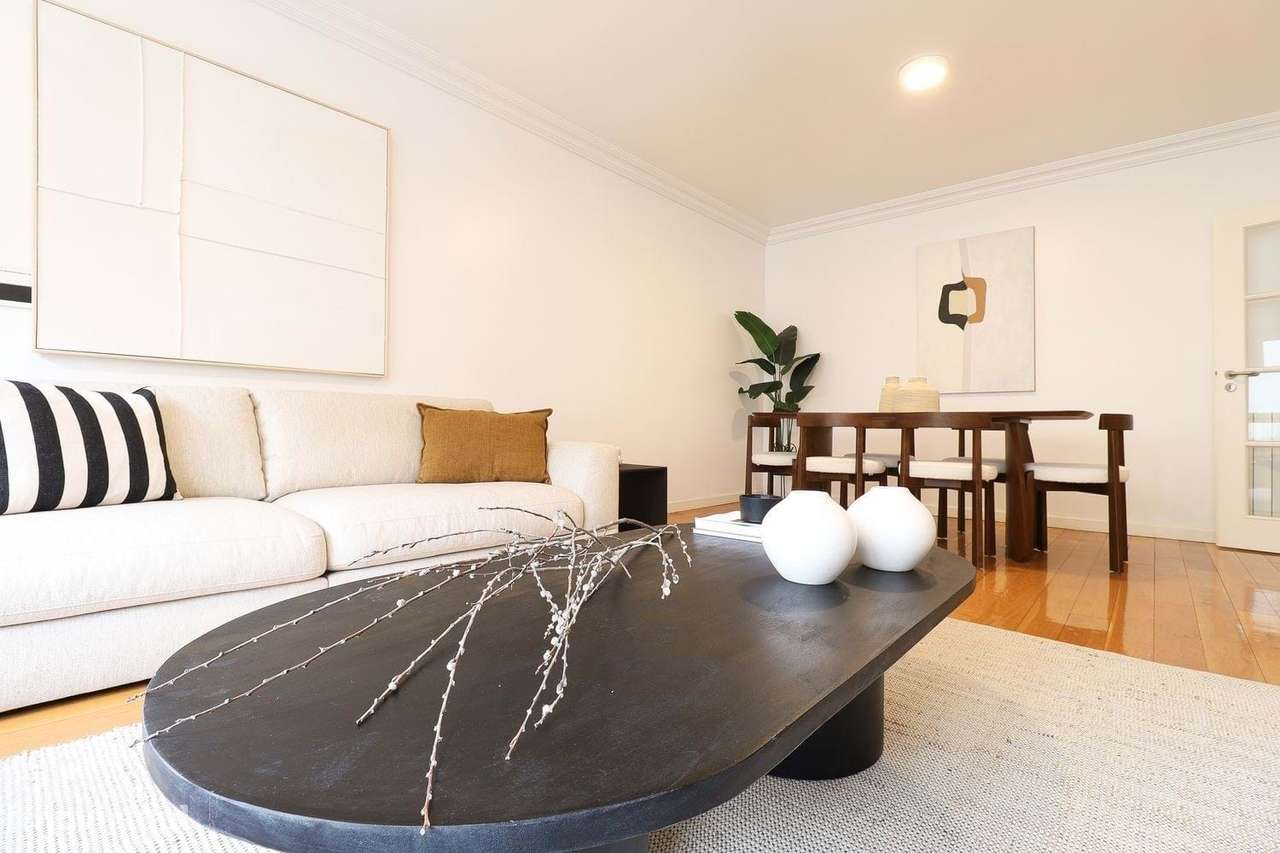 Apartamento T2 com garagem no coração de Campo de Ourique, Lisboa-14