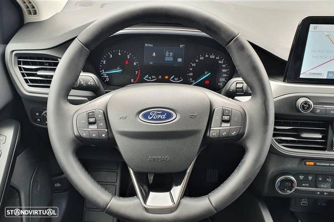 Ford Focus 1.0 EcoBoost Active - 11