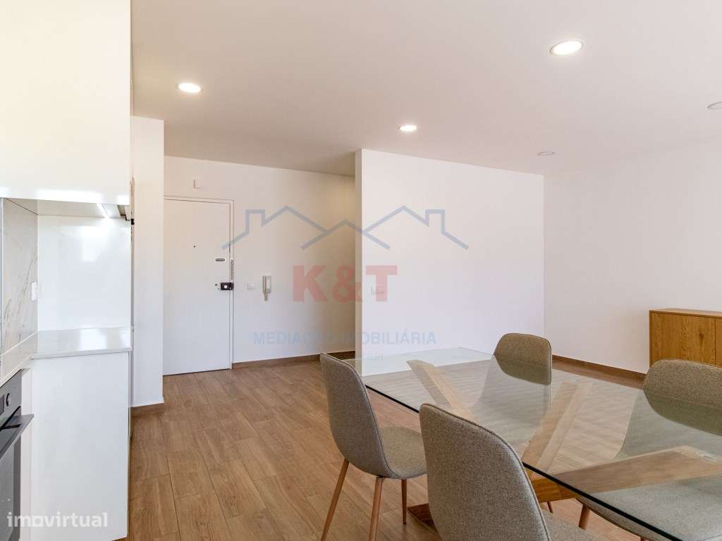 Apartamento T1 remodelado na Praia da Rocha-15