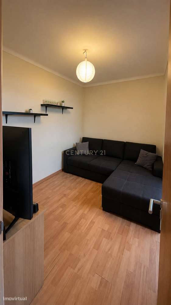 Prédio no Centro Histórico de Setúbal, Loja e 2 Habitações-8