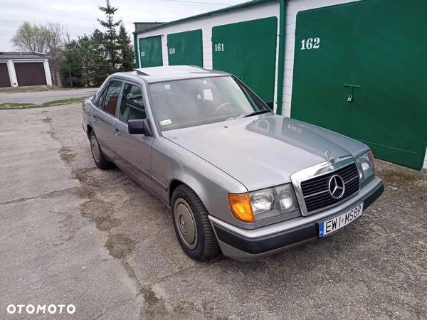 Mercedes-Benz W124 (1984-1993) - 2