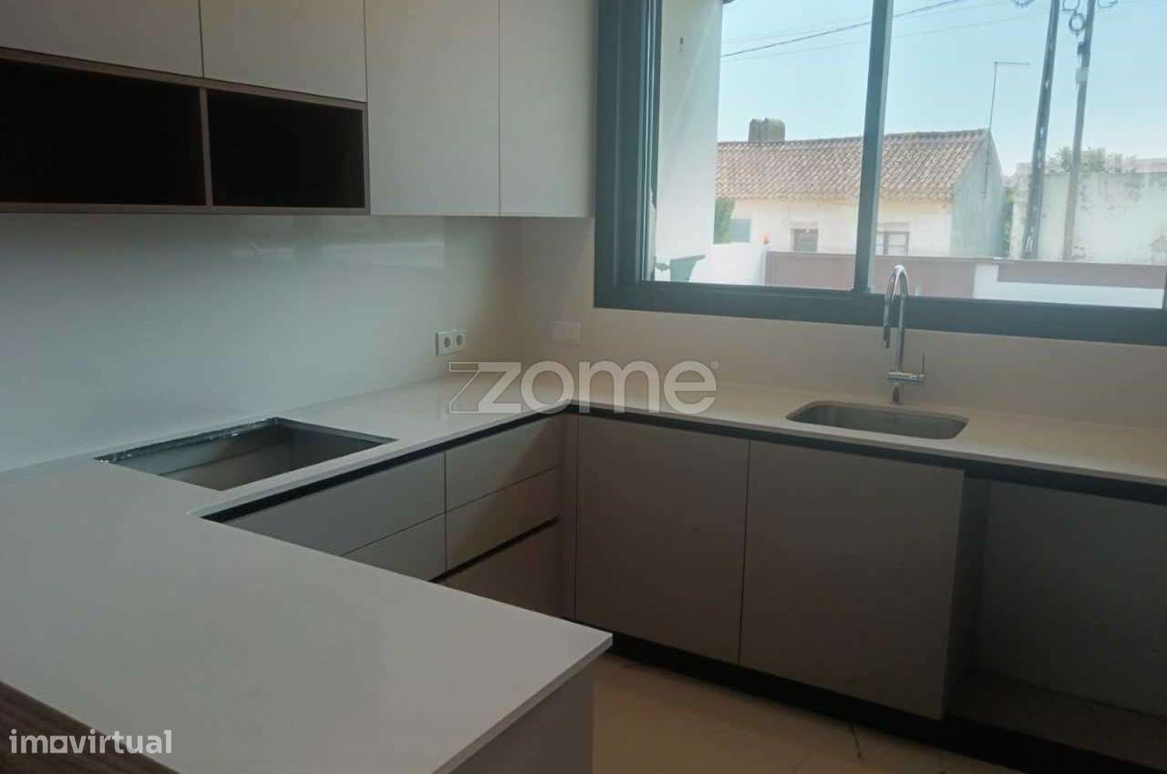 Moradia T5 Praia - Grande imagem: 3/47