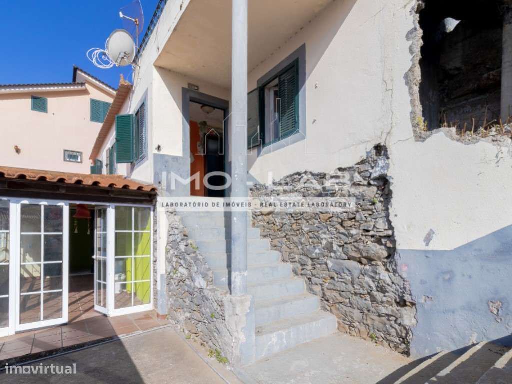 Moradia T2 - Ampla Garagem - Câmara de Lobos-26