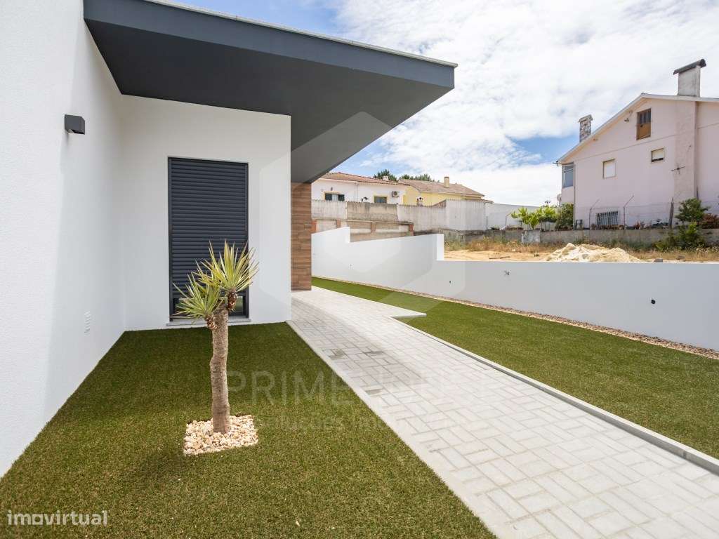 Moradia com 3 suites, garagem e piscina na Av. de Negreiros - Quint...-37