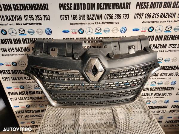 Grila Fata Radiator Renault Master An 2019-2020-2021-2022-2023 Originala Dezmembrez Renault Master Opel Movano - Dezmembrari Arad - 2