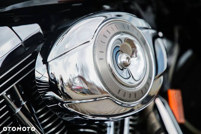 Harley-Davidson Touring Road King - 10