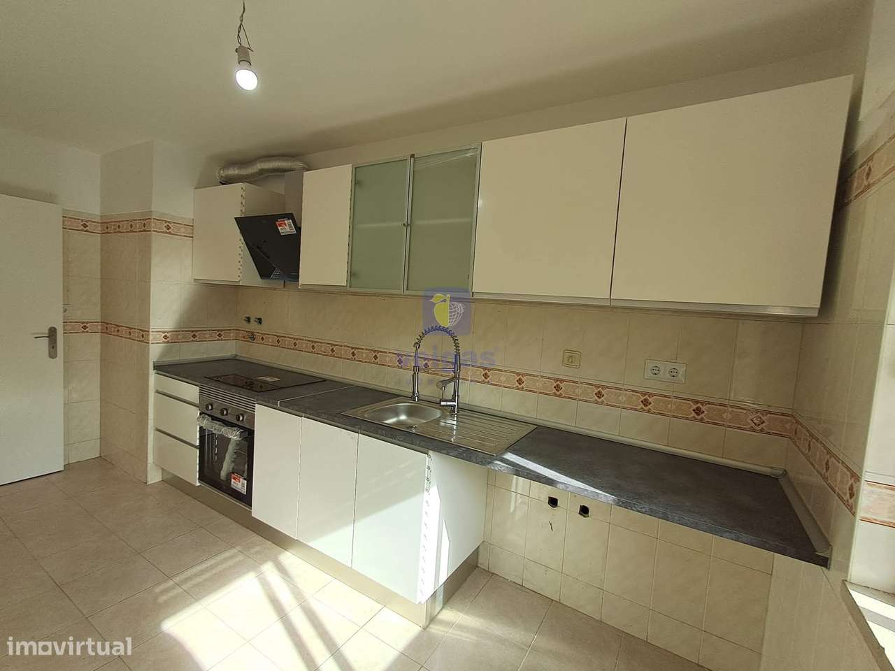 T2 Renovado com Vista Desafogada — Sintra / Tapada das Mercês-10