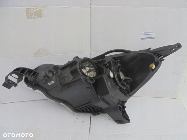 REFLEKTOR PRAWY LAMPA PRAWA CITROEN C3 DS3 09-17 9673814380 CZARNA LISTWA - 4