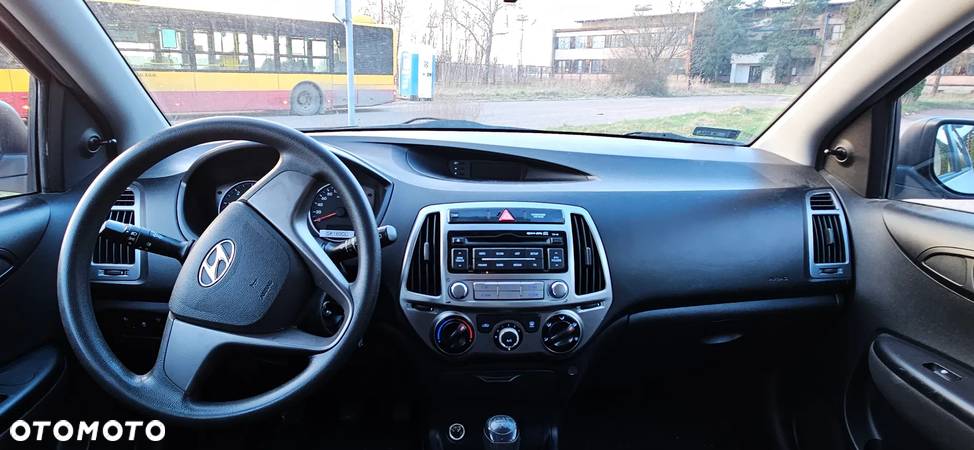 Hyundai i20 1.1 CRDi Classic + - 9