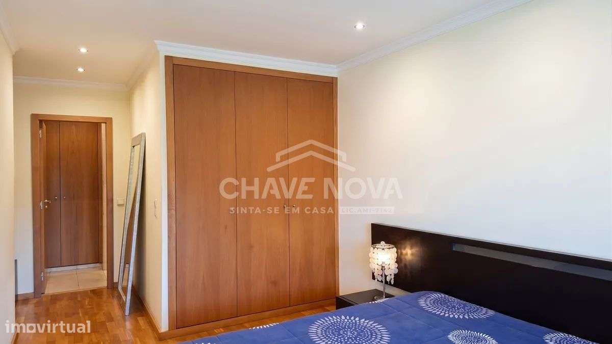 Apartamento T3 c/garagem Box em Valadares-26