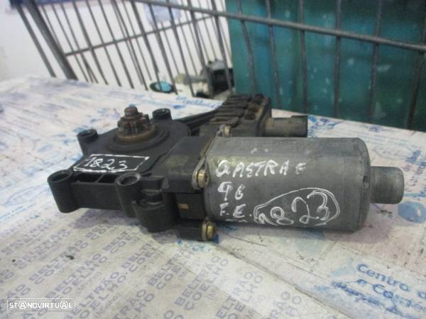 Motor Elevador Vidro 90560431 OPEL ASTRA F 1996 FE OPEL ASTRA F 1996 FE - 2