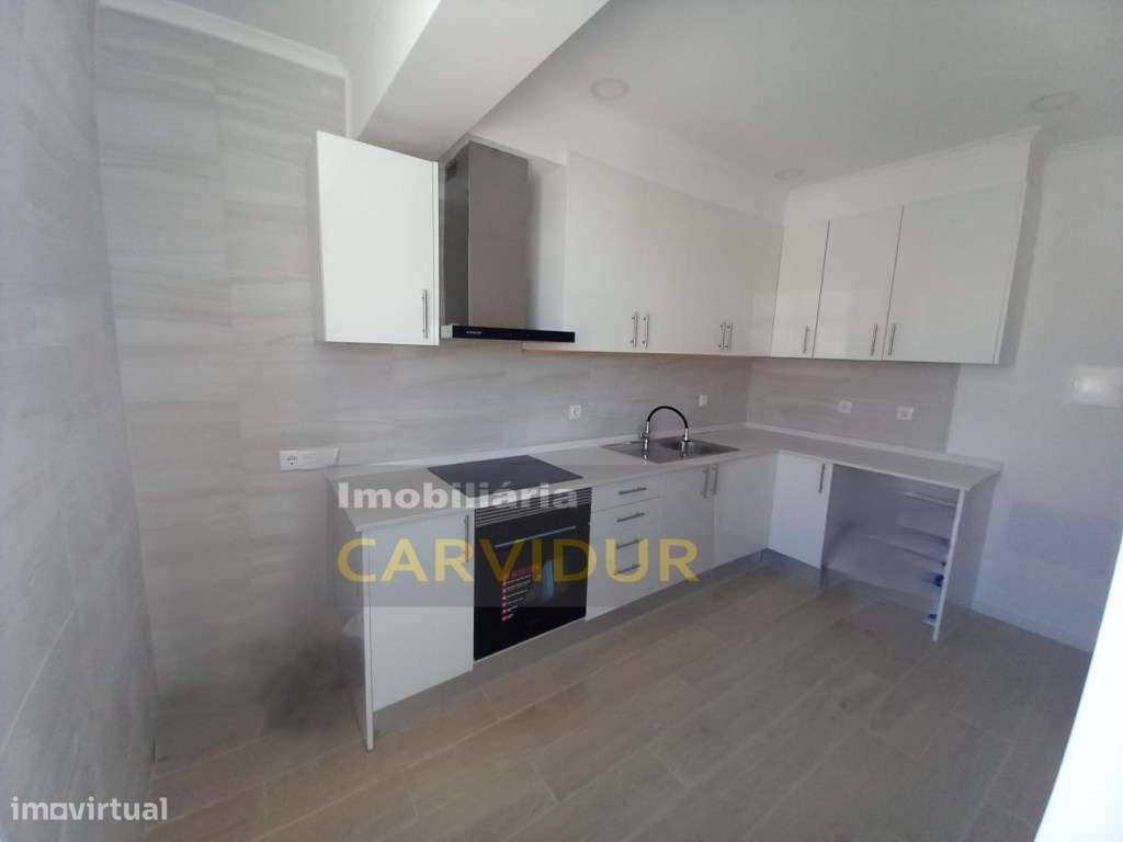 Barreiro Vila-Chã T2 totalmente remodelado-6