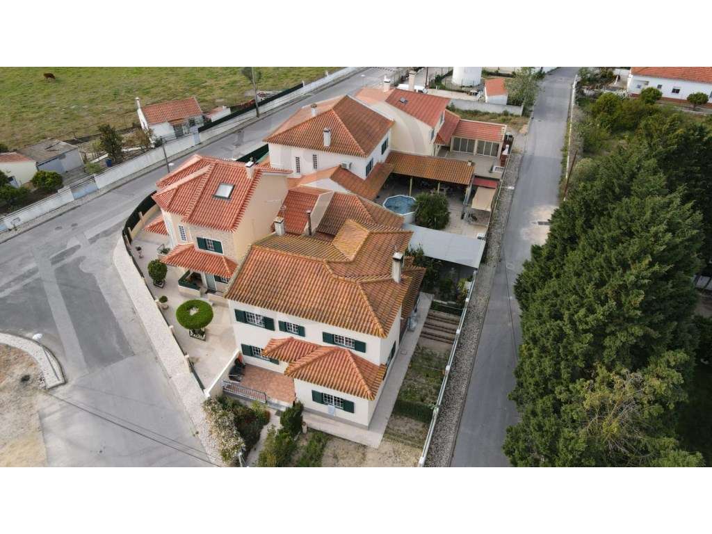 Moradia V3 - Samora Correia - 475.000€-33