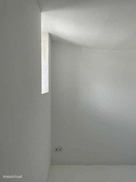 Apartamento com 2 quartos e 1 casa de banho - Grande imagem: 4/6