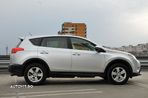 Toyota RAV4 2.0 D-4D 4WD Comfort - 10