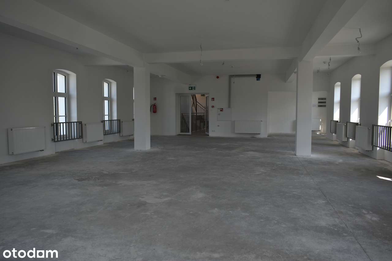 Największy lokal 2.01 na piętrze dworca PKP w Złotnikach Kujawskich - Pełny obrazek: 5/7