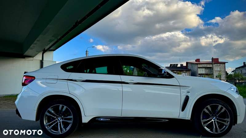 BMW X6 M50d - 16