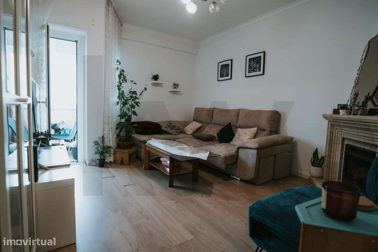 Apartamento T3 na Venteira | 88m2 | Prédio Renovado | Excelente Invest - Grande imagem: 5/17