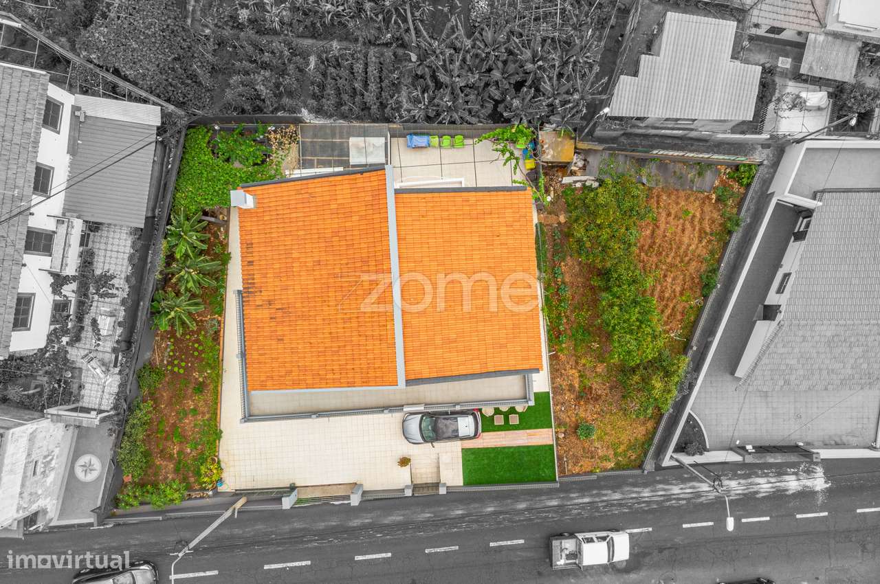 Moradia isolada T5 com vista mar, Amparo, São Martinho (Funchal) - Grande imagem: 4/39