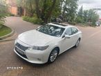 Lexus ES 300h Business Line - 11