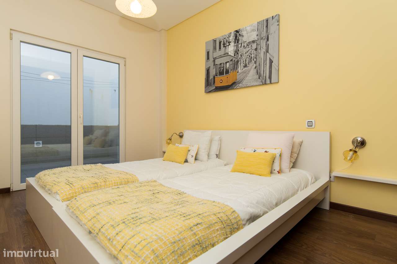 Apartamento T2 logradouro piscina vista mar e vila Sesimbra-36