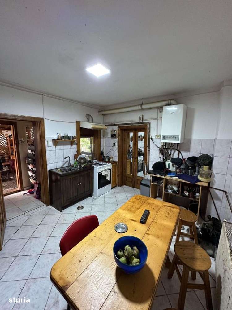 Casa de vanzare in zona Calea Calarasilor - Imagine principală: 5/12