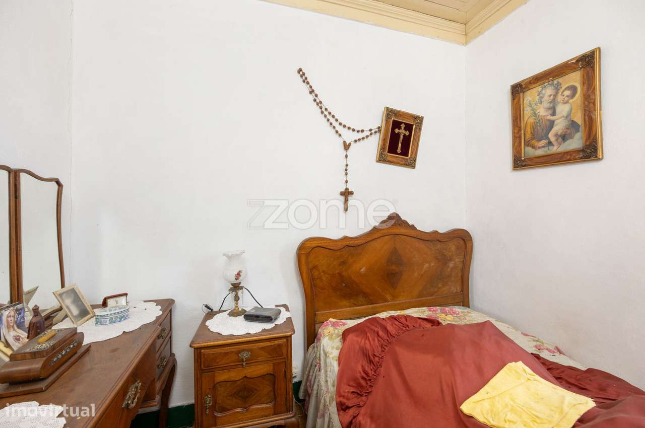 Moradia T2+2 | Garagem | Alvaiázere | Ao abrigo do Simplex-7