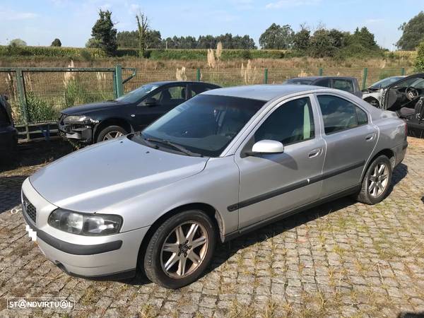 Volvo S60 2.0T 180cv 2003  - Para Peças - 2