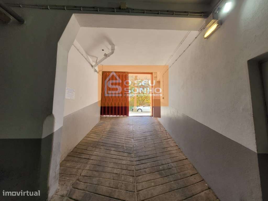 Apartamento T2 na Primeira Linha de Quarteira com Vista Mar-16
