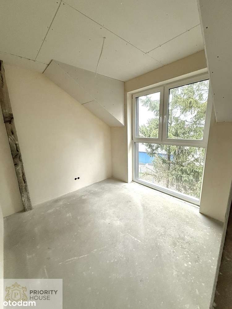 Dwupoziomowe bezczynszowe mieszkanie-4