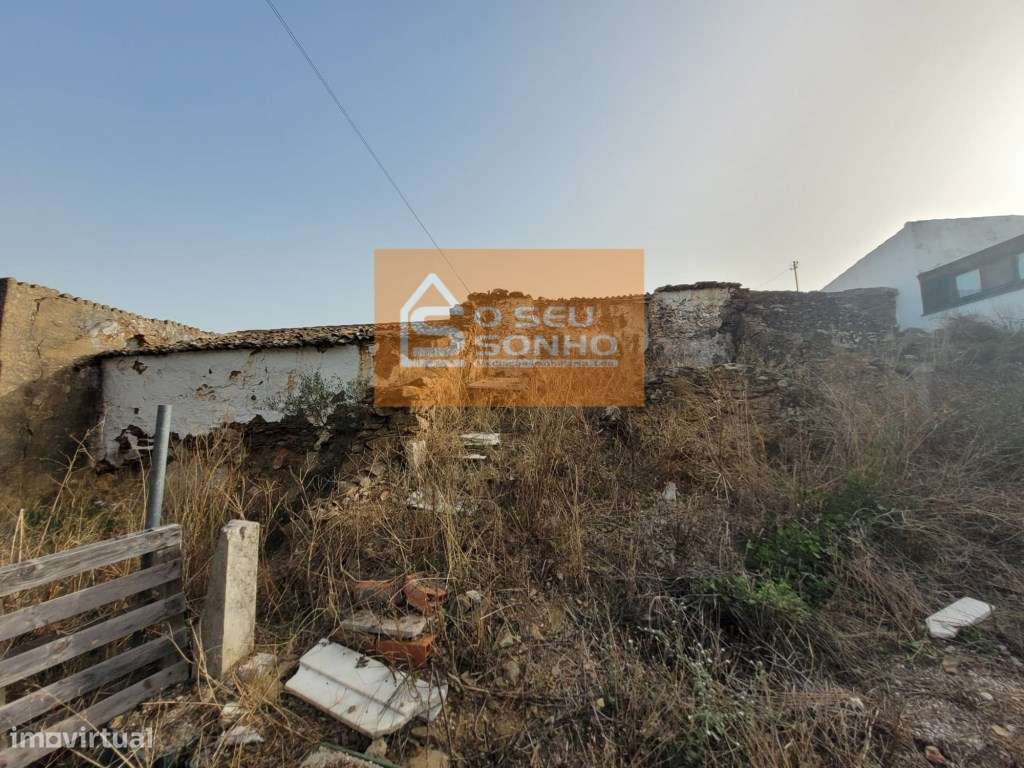 Casa Antiga para recuperar perto de São Brás de Alportel-5