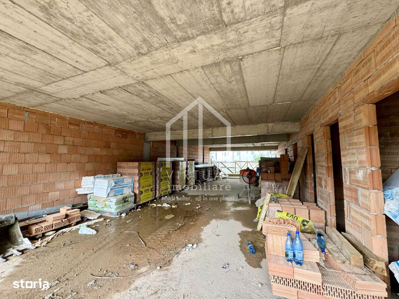 Spatiu comercial in suprafata de 79mp, vad stradal, zona Turnisor - Imagine principală: 2/12