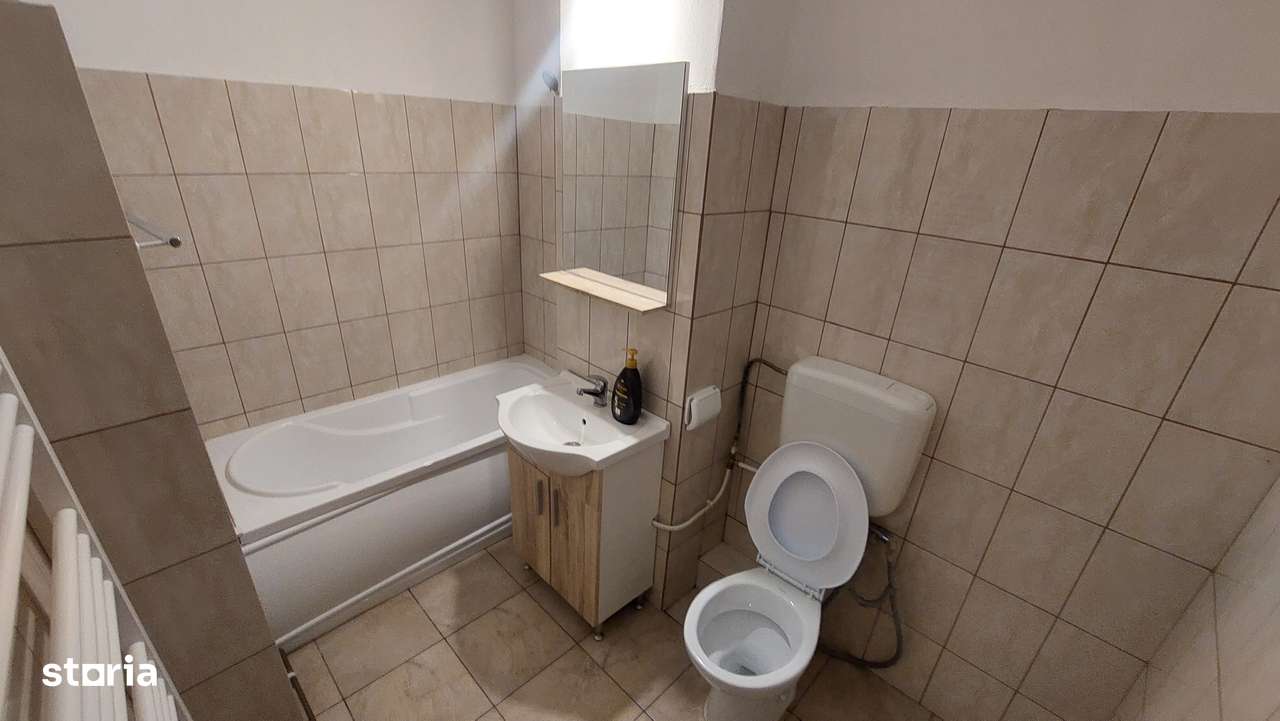 Garsoniera  Confort 1 Parter cu balcon   33 mp REALI-4