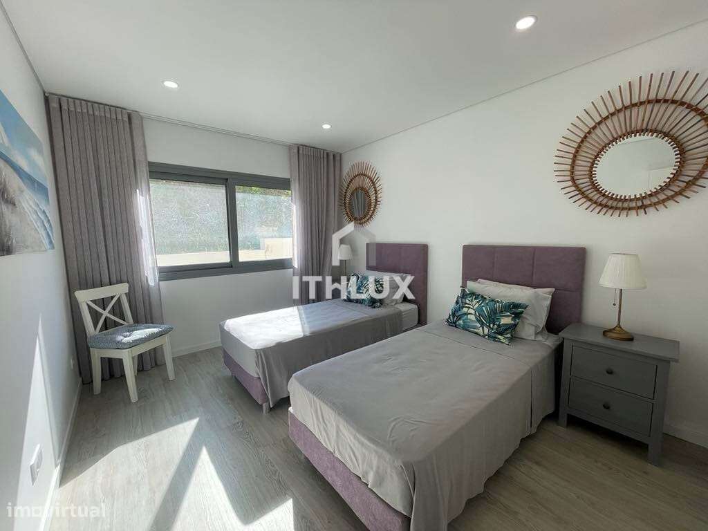 Excepcional Moradia Contemporânea 3+2, em Tavira-20