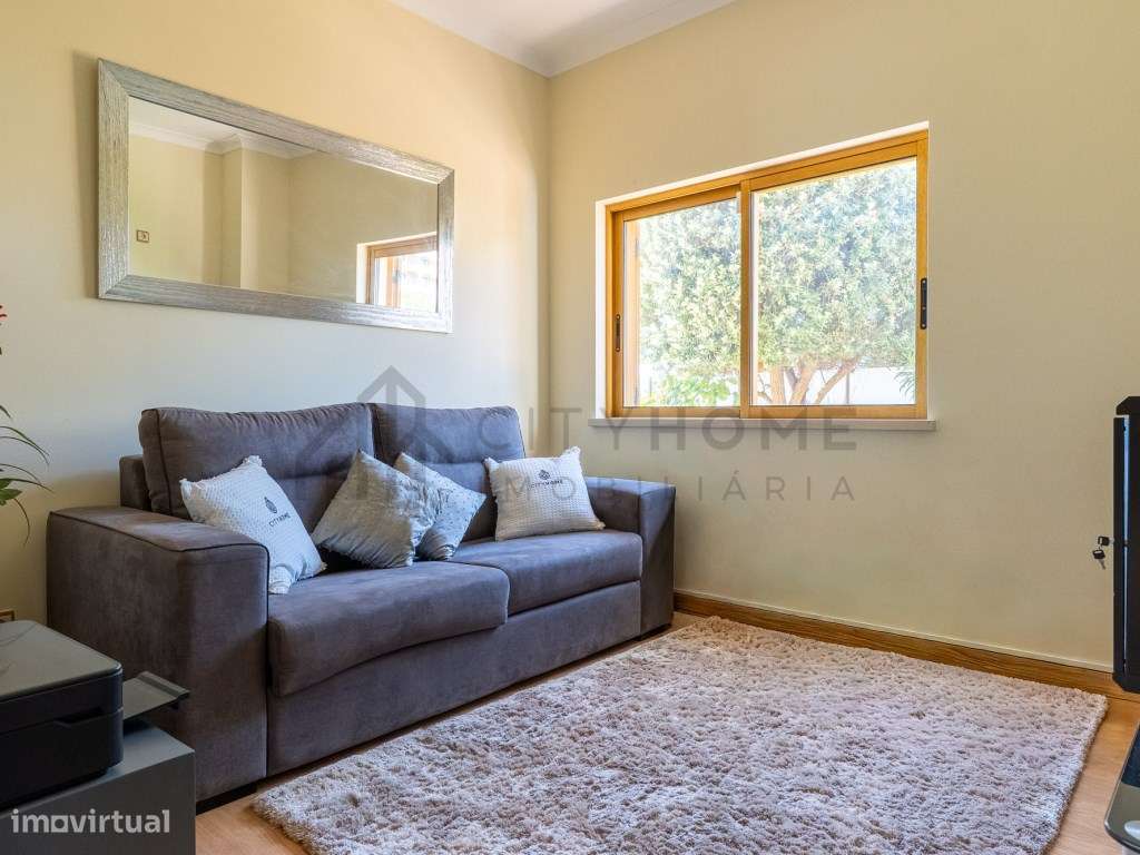 Moradia T5 contemporânea com Piscina e vista Mar na Galé em Albufeira-14