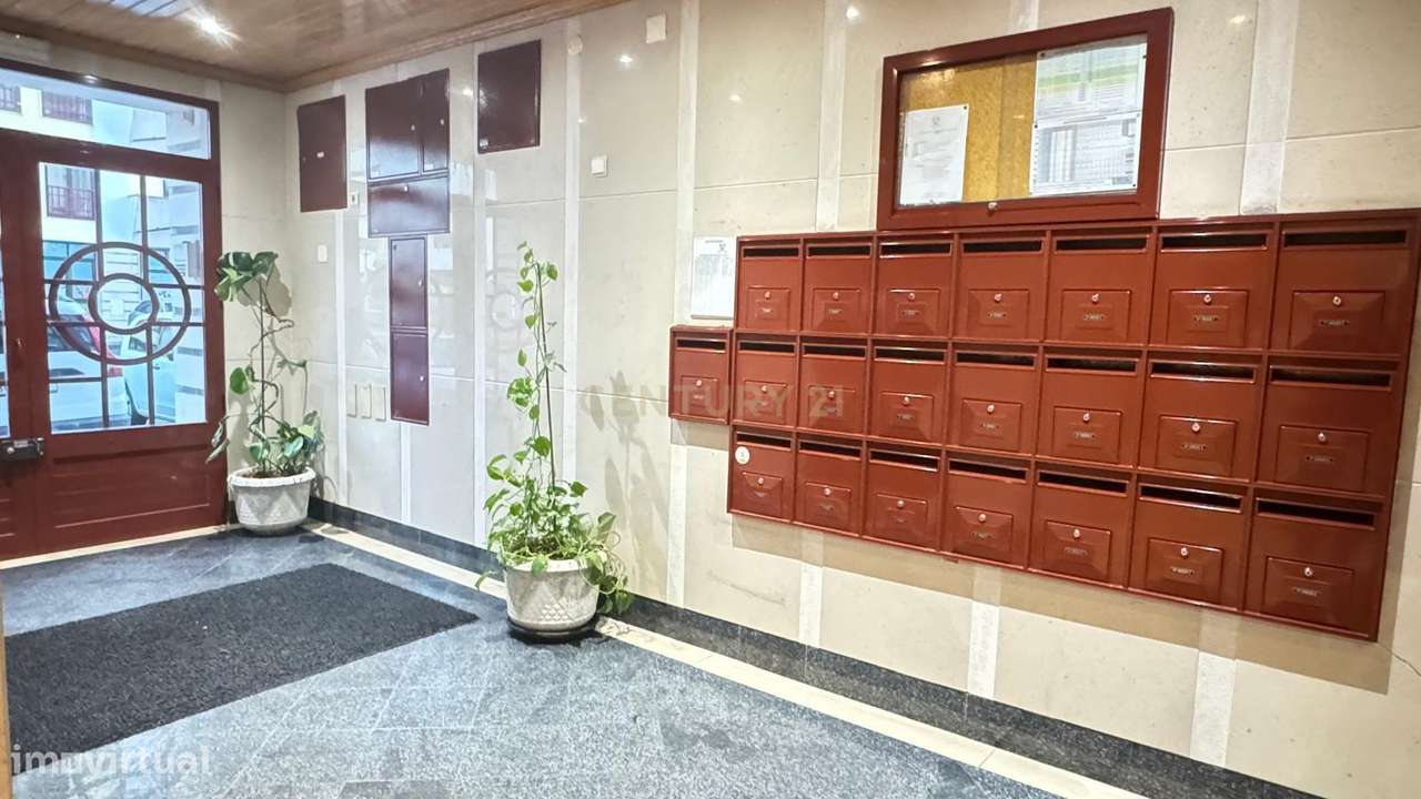Apartamento T2 em Odivelas- Qta Nova  - Excelente Localização-15