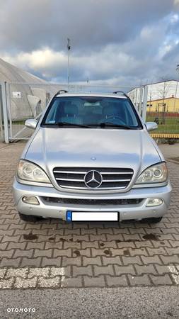 Mercedes-Benz ML 500 - 2