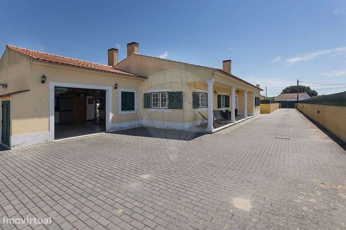 Moradia T4 para venda-27