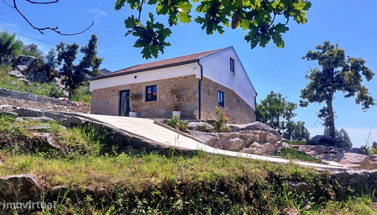 Venda de moradia V2 em pedra restaurada,Vila de Punhe,Viana do Castelo-26