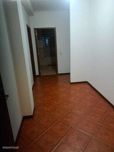 Excelente t2 com espaço fantástico - Grande imagem: 5/8