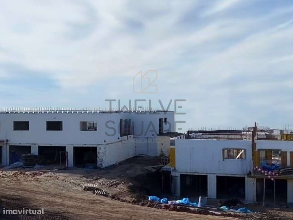 Apartamento T1 Novo, em Condomínio Fechado nos Pousos, Leiria-8