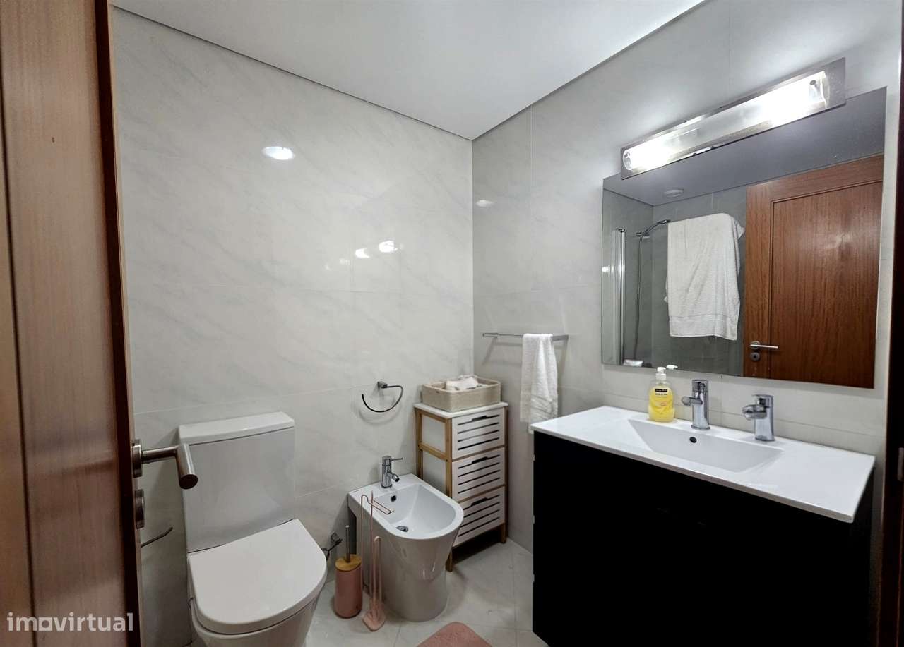 Apartamento T2 Venda em Custóias, Leça do Balio e Guifões,Matosinhos-10