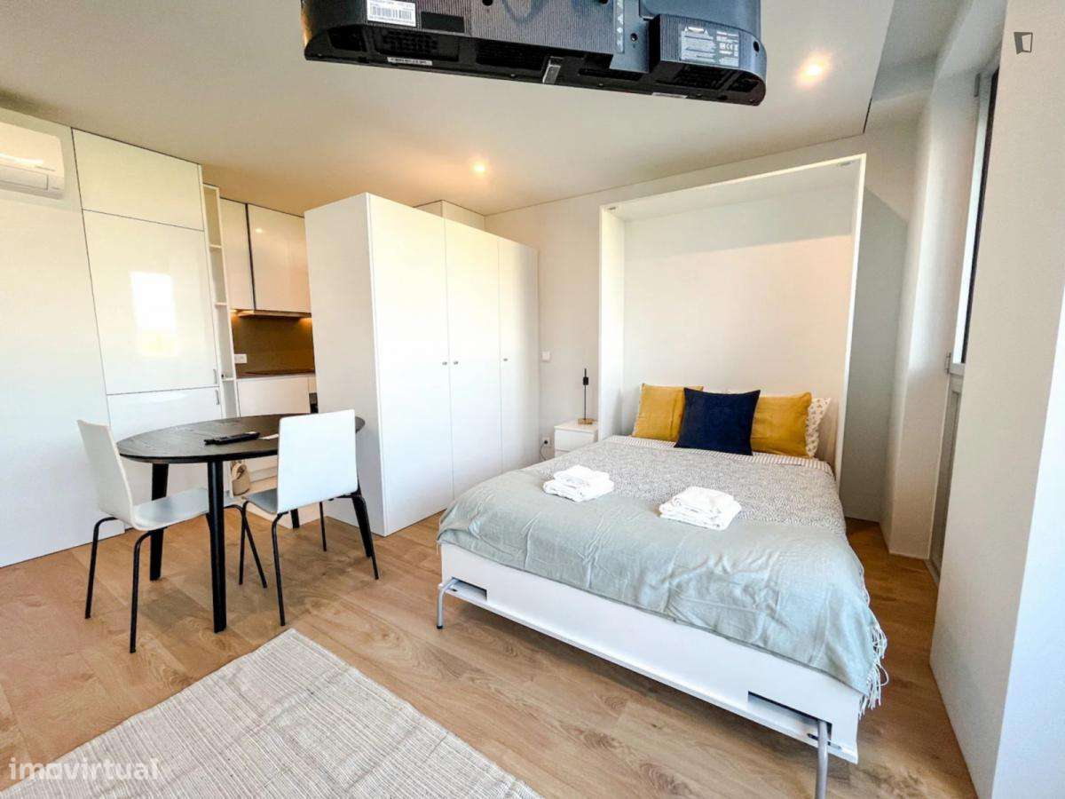 Estúdio - localizado em Senhora da Hora Porto - Grande imagem: 2/7