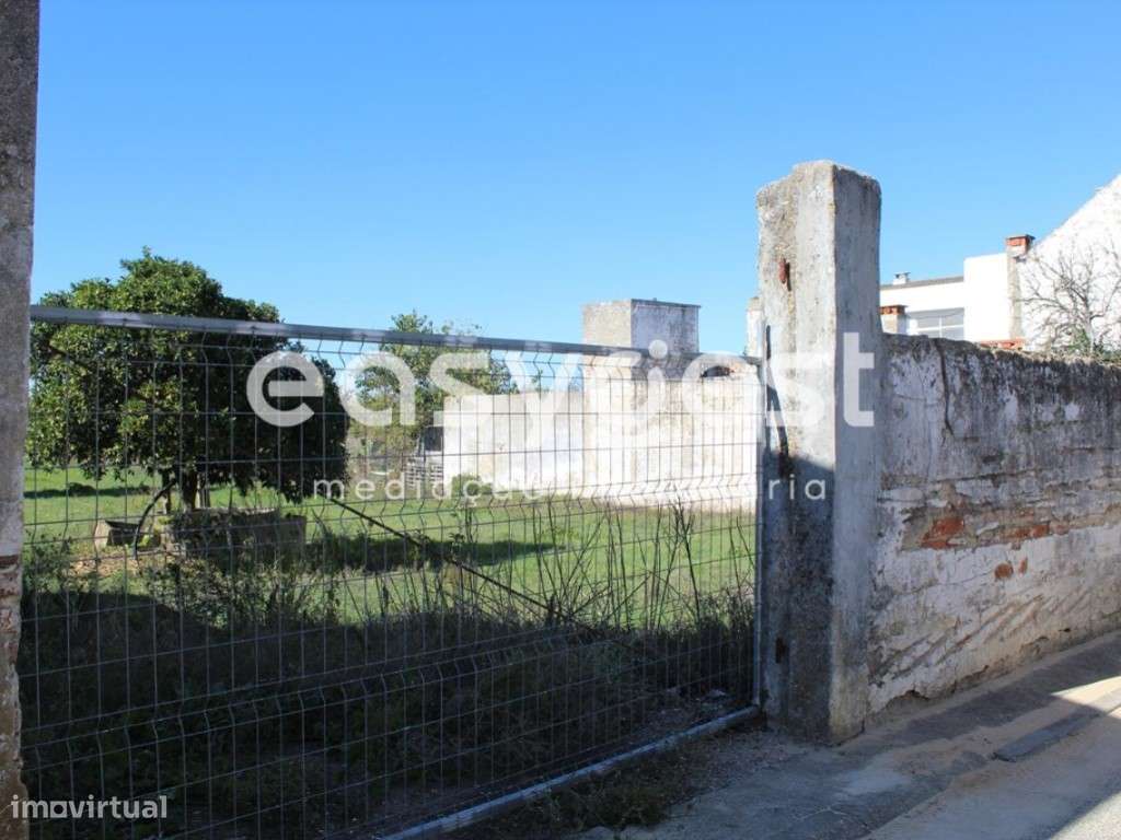 Terreno no centro de Almeirim com viabilidade de construção - Grande imagem: 3/16