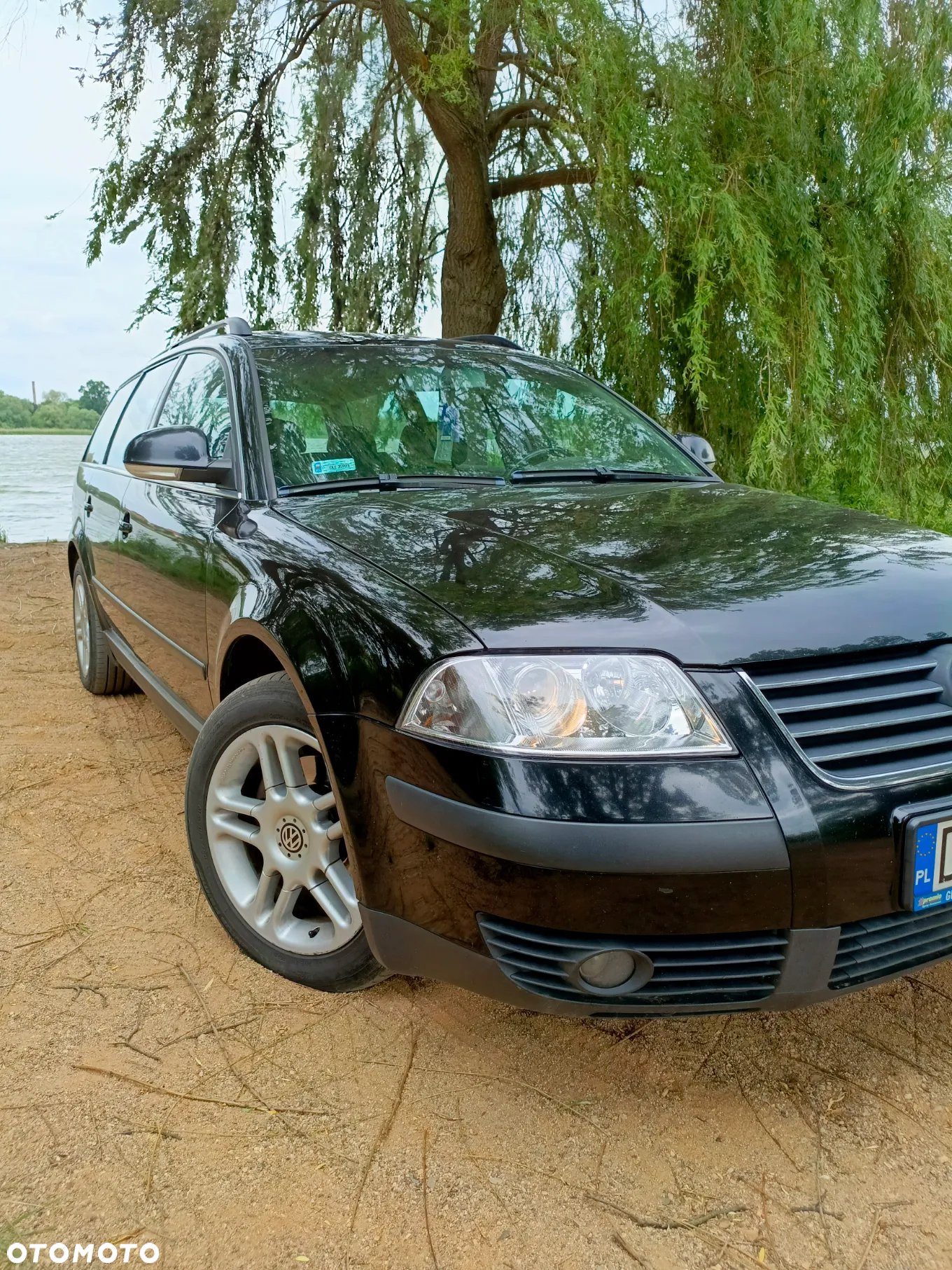 Volkswagen Passat - 2