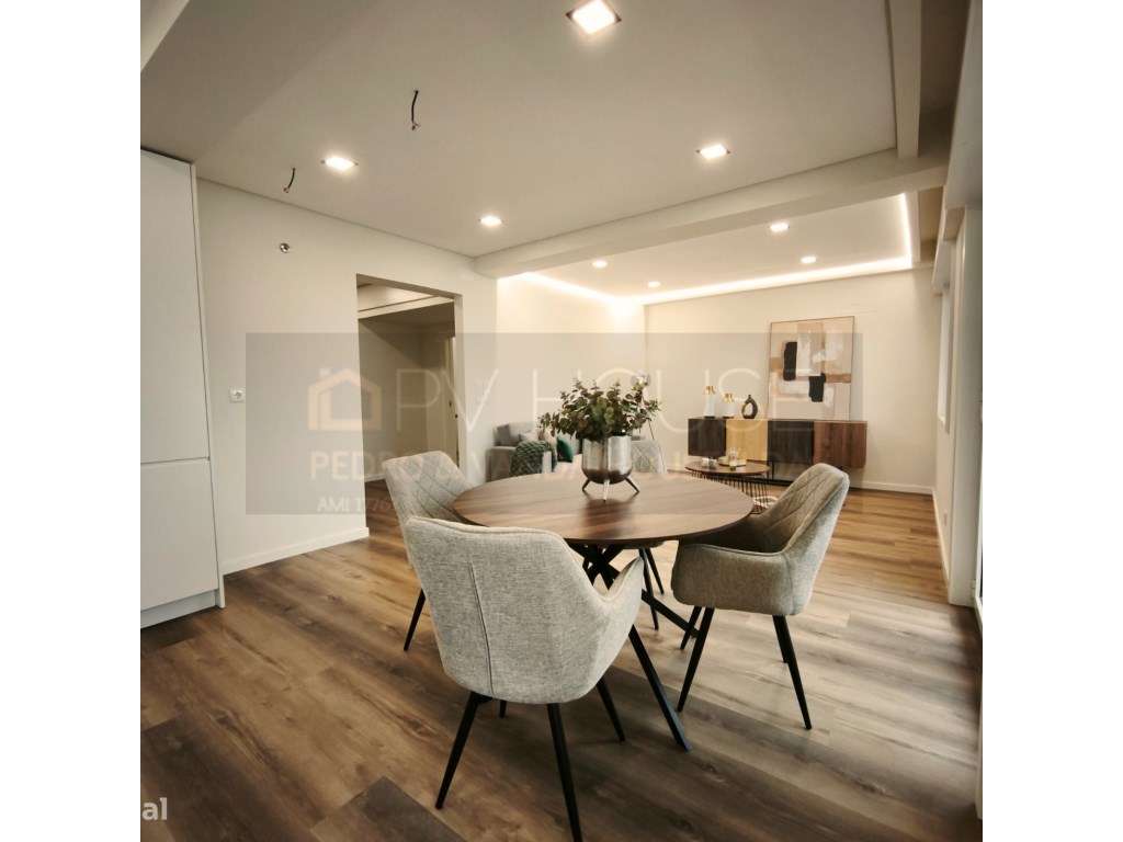 T3 TOTALMENTE REMODELADO EM BENFICA-7