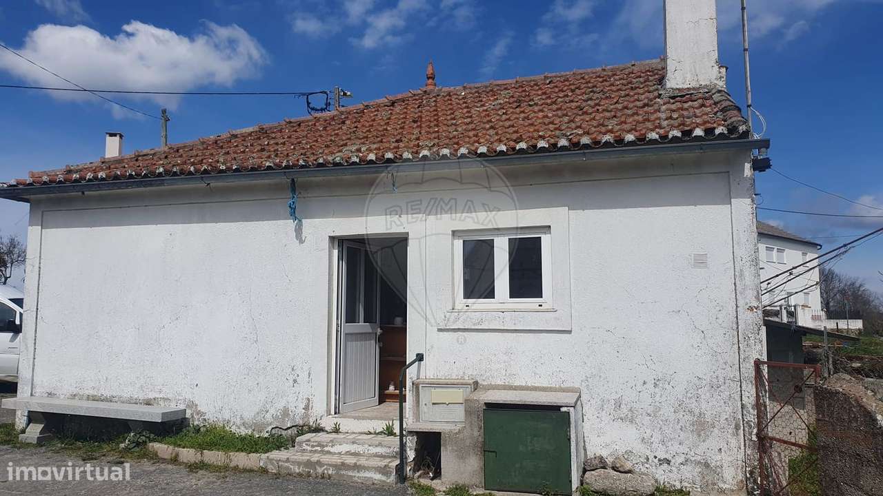 Moradia T2 para venda - Grande imagem: 2/11