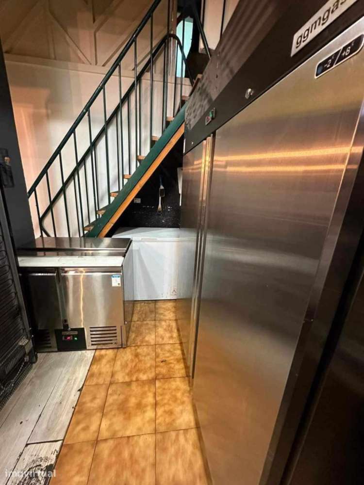 Imóvel comercial em Setúbal, 58m², bom preço - Grande imagem: 5/10