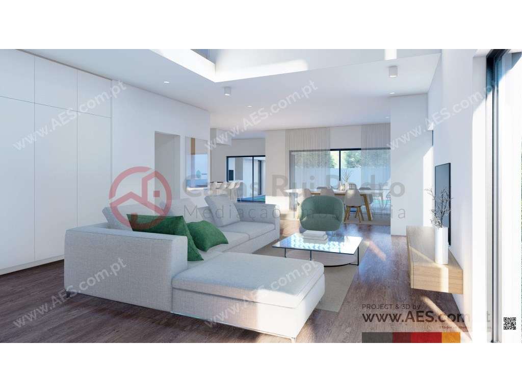 Moradia T4 Isolada de dois pisos com Piscina e Garagem - Grande imagem: 2/7