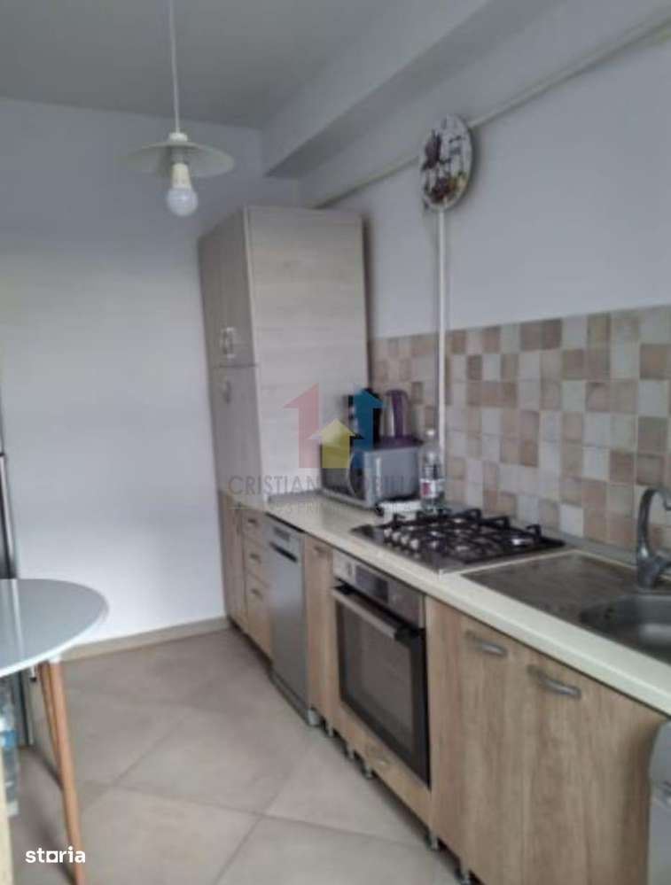 Ap 2 cam conf 1 Bariera 60 mp Renovat recent partial mobilat - Imagine principală: 5/7